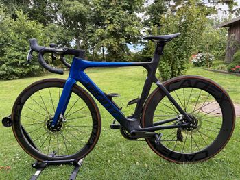 Used Giant Propel Advanced SL 0 Disc Red 2020 2020 Road & Gravel