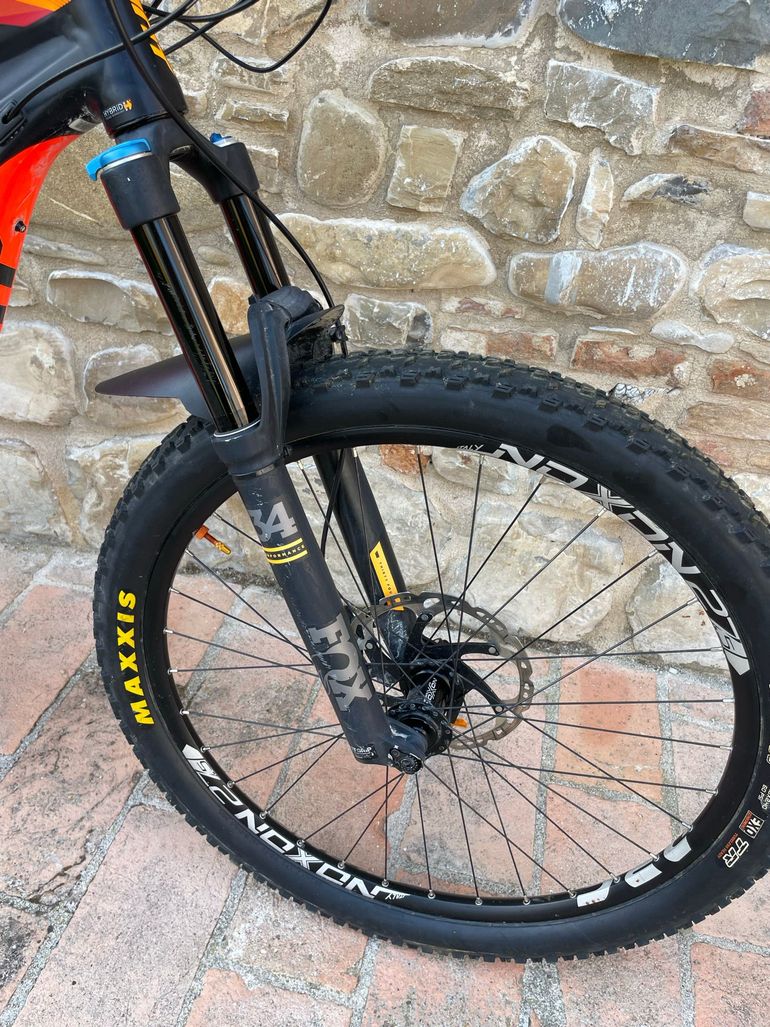 Gebrauchtes Giant Full-E+ 1 2017 2017 Mountainbike, Rot, 27.5 — Bild 9 von 10