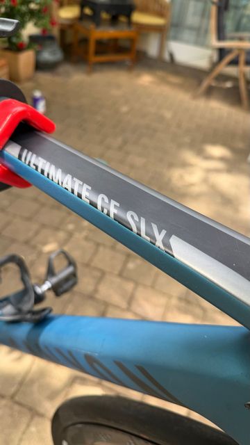Used Canyon Ultimate CF SLX 8.0 2018 2018 Road & Gravel, Blue — image 11 of 12