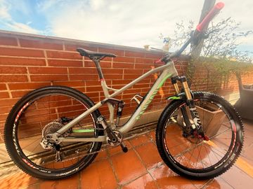 Gebrauchtes Canyon Nerve AL 7.0 2014 Mountainbike, Hellgrau — Bild 5 von 6