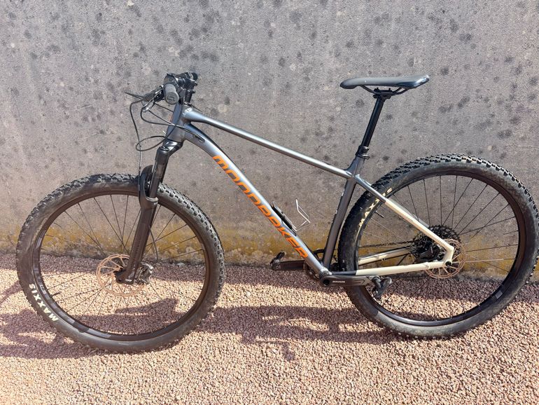 Used Moondraker Custom SRAM XX1 Eagle AXS 2022 Mountainbike, Black — image 2 of 3