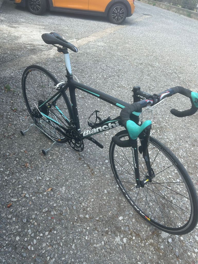Tweedehands Bianchi Sempre Pro 105 2014 2014 Road & Gravel — afbeelding 2 van 3