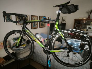 Used Giant Propel Advanced 1 2017 2017 Road & Gravel, Black — image 1 of 2