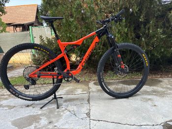 Tweedehands Orbea OIZ H10 TR 2022 2022 MTB