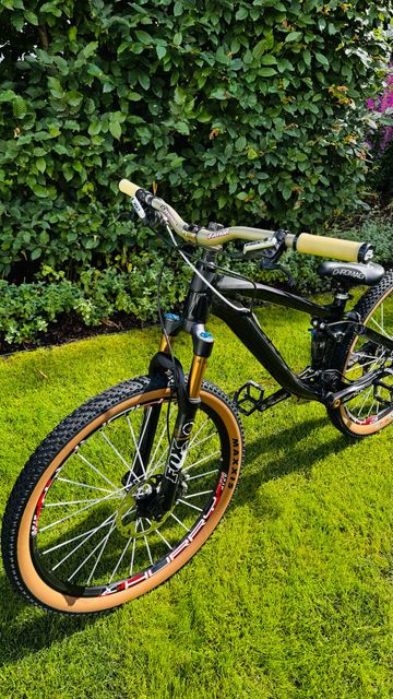 Używany Trek Ticket Shimano Saint 2019 Mountainbike — zdjęcie 9 z 9