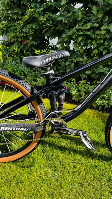 Używany Trek Ticket Shimano Saint 2019 Mountainbike — zdjęcie 5 z 9