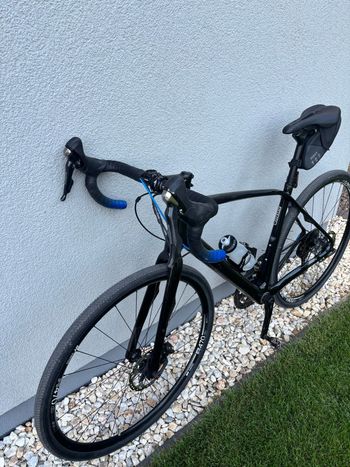 Used Specialized Diverge Comp 2017 2017 Road & Gravel, Black — image 3 of 7