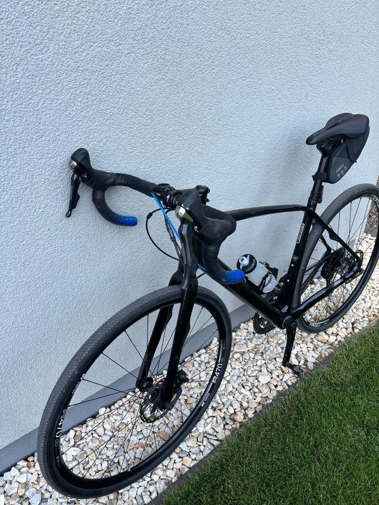 Used Specialized Diverge Comp 2017 2017 Road & Gravel, Black — image 3 of 7