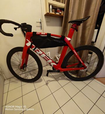 Trek madone slr6 Custom Shimano Ultegra 2019 Road & Gravel usato, Rosso — immagine 2 di 9