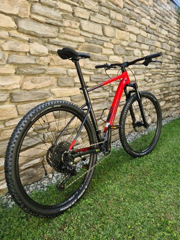 Used Cannondale Trail SL 3 2023 2023 Mountainbike, Red, 29 — image 7 of 9