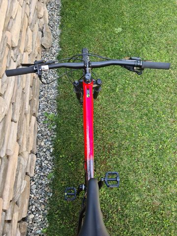 Used Cannondale Trail SL 3 2023 2023 Mountainbike, Red, 29 — image 8 of 9