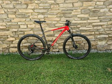 Used Cannondale Trail SL 3 2023 2023 Mountainbike, Red, 29 — image 2 of 9