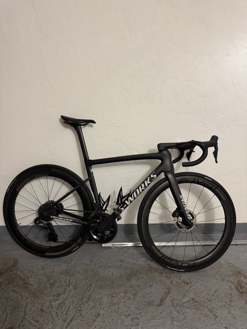 Used Specialized S-Works SL8 - 2024 - Ultegra DI2+powermeter - DuraAce Discs - Ceramic Speed 2024 Road & Gravel