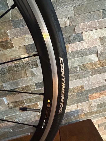 Used BMC Timemachine TM02 TWO 2018 2018 Road & Gravel, White — image 4 of 8