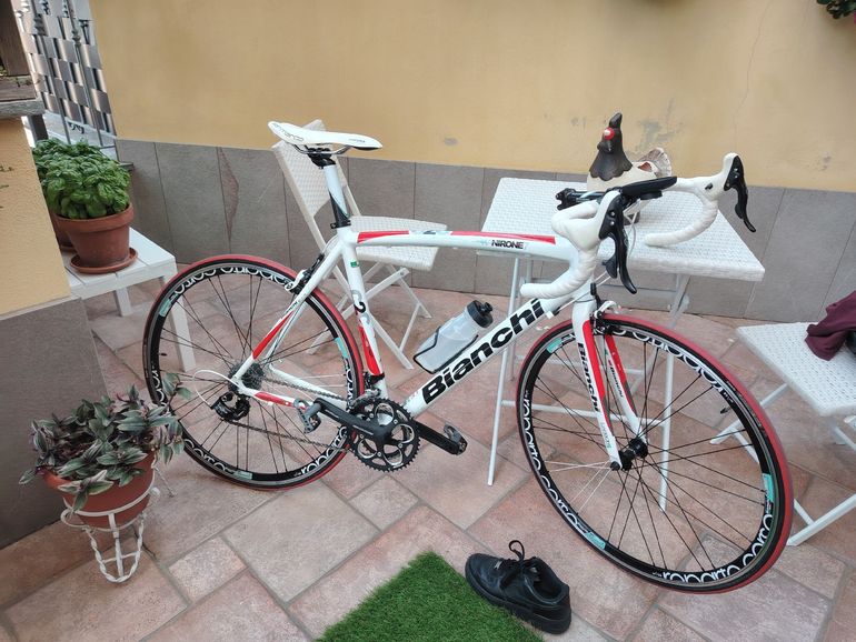 Gebrauchtes Bianchi Nirone Campagnolo Veloce 2015 Road & Gravel, Weiß — Bild 2 von 9