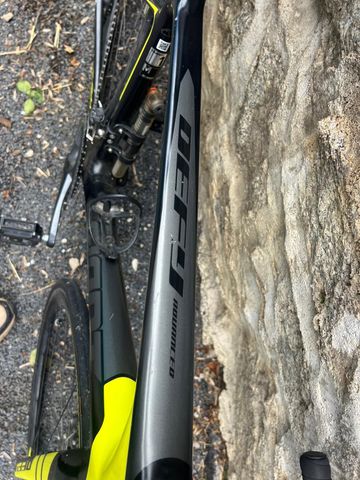 Used Giant Defy Shimano Ultegra 2019 Road & Gravel, Black — image 5 of 11