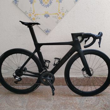 Käytetty Giant Propel Advanced Pro Disc 1 2022 2022 Road & Gravel
