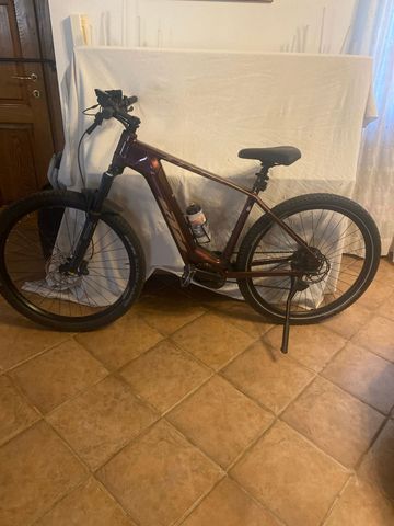 Tweedehands KTM MACINA TEAM 792 2024 2024 Mountainbike — afbeelding 2 van 4