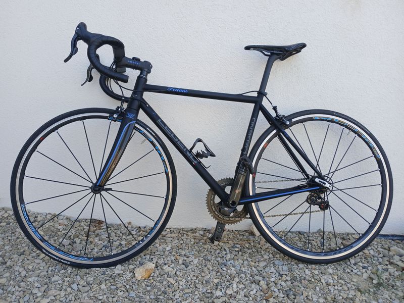 Used Legend whells Fedaia 2017 Road & Gravel