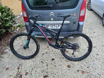 Używany Rocky Mountain Altitude Alloy 30 2020 2020 MTB