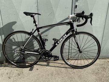 Trek Madone 2.1 H2 (Compact) 2013 2013 Road & Gravel usato, Nero — immagine 3 di 7