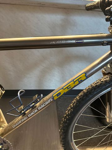 Used Diamondback Custom Shimano XTR 1996 Mountainbike, Light Gray — image 7 of 8