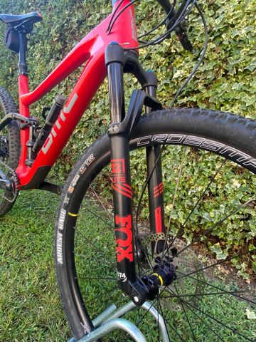 BMC AGONIST 01 ONE 2019 2019 Mountainbike de segunda mano, Rojo — imagen 6 de 8
