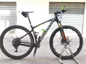 Used Giant XtC Composite 29er 1 2012 2012 Mountainbike, Black, 29 — image 1 of 6