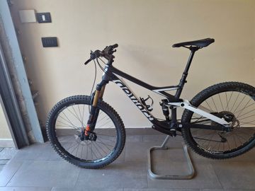 Tweedehands Devinci Django Carbon RS 2017 2017 Mountainbike — afbeelding 8 van 8