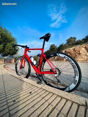 BMC Roadmachine FIVE 2022 2022 Road & Gravel d'occasion — image 2 sur 6