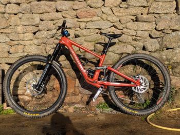 Specialized Enduro Comp 2022 2022 MTB d'occasion