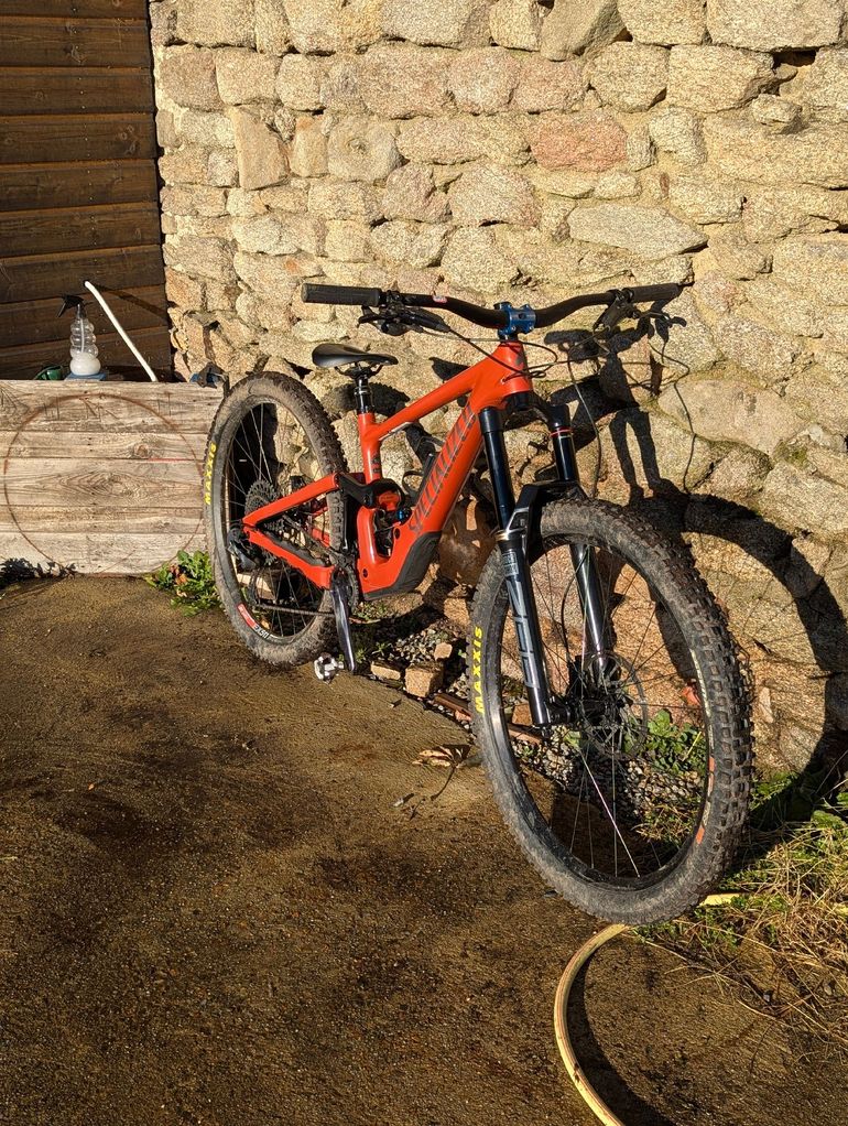 Gebrauchtes Specialized Enduro Comp 2022 2022 Mountainbike, Rot, 29 — Bild 3 von 12