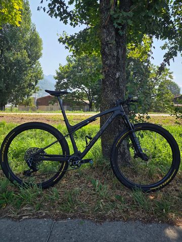 Gebrauchtes Trek Supercaliber SLR 9.8 X0 AXS T-Type Gen 2 2025 2025 MTB