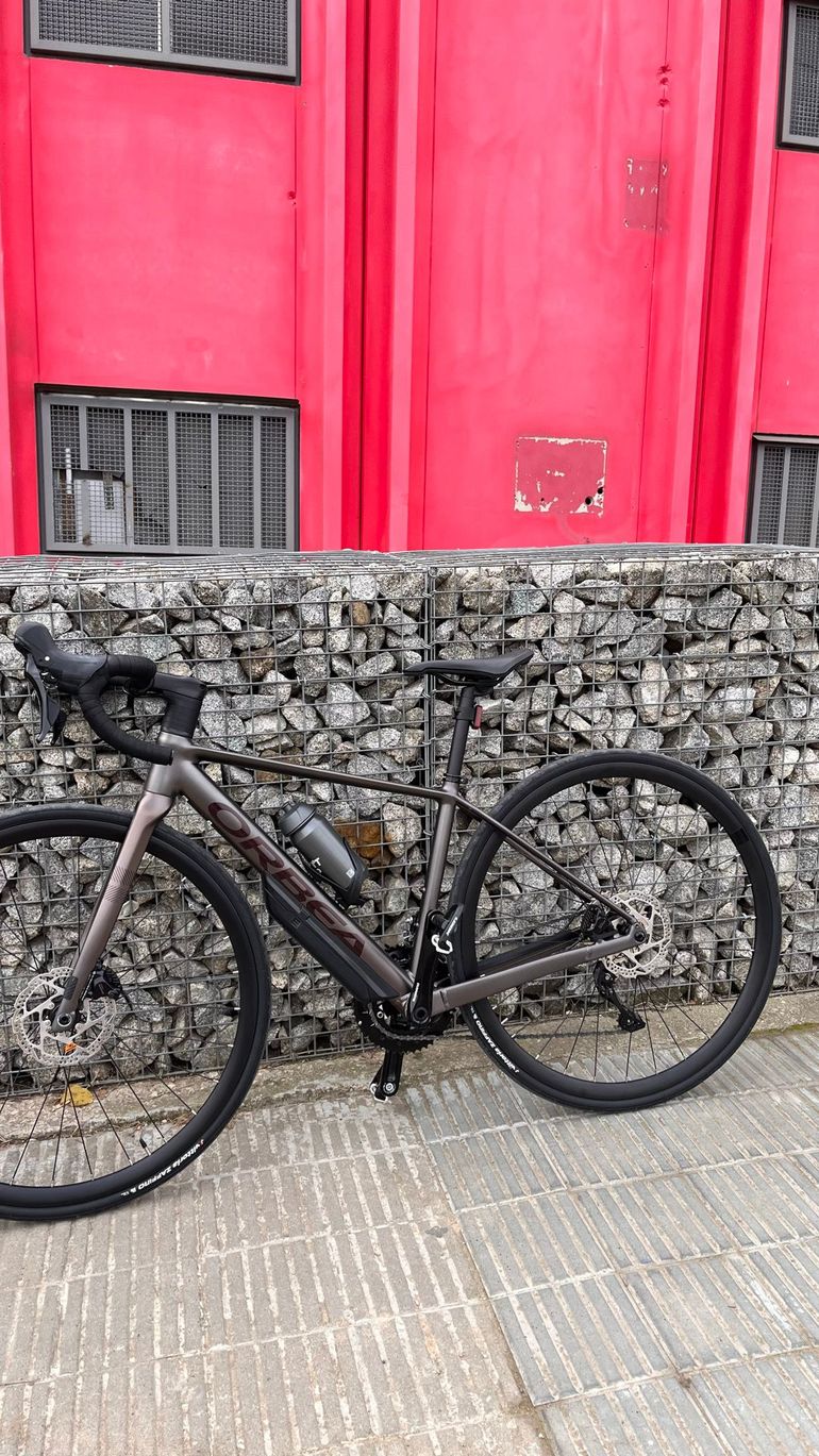 Orbea Avant H30 2025 2025 Road & Gravel usato, Nero — immagine 3 di 6