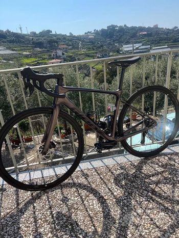 Giant Defy Advanced 1 2023 2023 Road & Gravel d'occasion