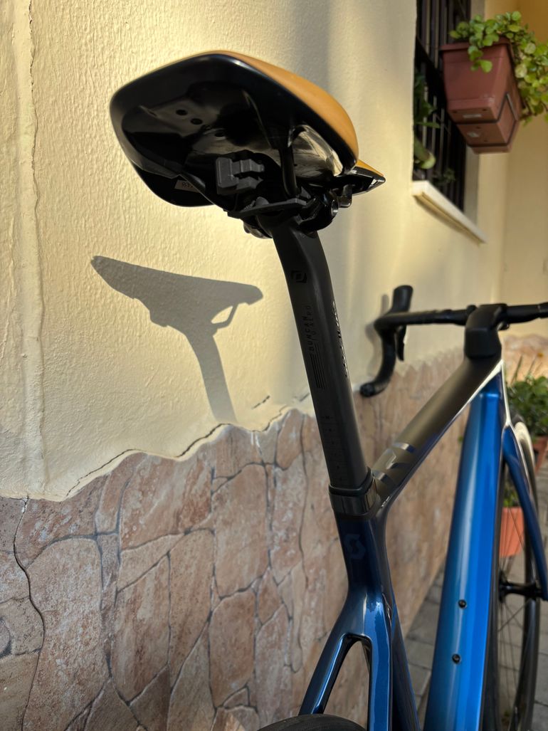 Brugt Scott Addict RC 20 2021 2021 Road & Gravel — billede 9 af 10