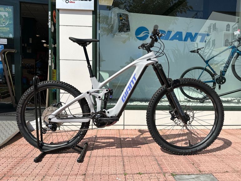 Tweedehands Giant Reign Advanced E+ 2 2026 2026 Mountainbike — afbeelding 2 van 12