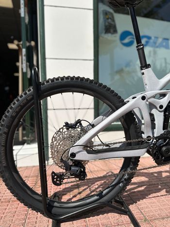 Tweedehands Giant Reign Advanced E+ 2 2026 2026 Mountainbike — afbeelding 10 van 12