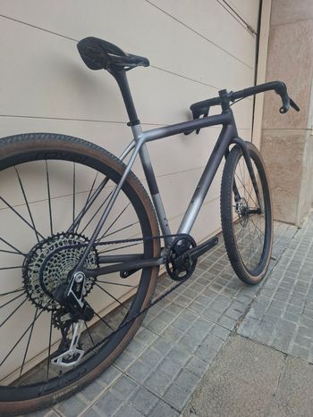 Specialized Crux SRAM Red eTap AXS 2026 Road & Gravel d'occasion — image 5 sur 11