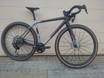 Specialized Crux SRAM Red eTap AXS 2026 Road & Gravel d'occasion — image 2 sur 11