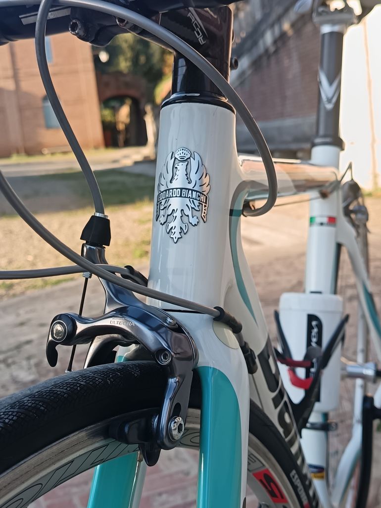 Käytetty Bianchi Via Shimano Ultegra 2015 Road & Gravel — kuva 6 / 17