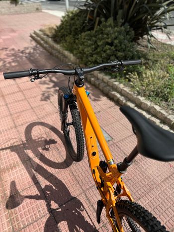 Giant Trance Shimano Deore 2025 Mountainbike usato, Arancione — immagine 11 di 13