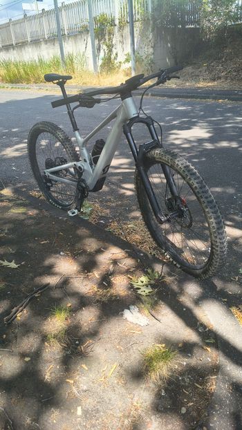 Gebrauchtes Scott Genius 940 2023 2023 Mountainbike, Hellgrau, 29 — Bild 2 von 7