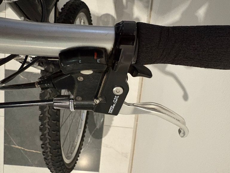 Used Cannondale Caad Shimano Deore LX 1998 Mountainbike, Black — image 7 of 11