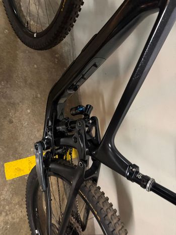 Giant Reign Advanced Pro 1 2023 2023 Mountainbike usato, Nero — immagine 18 di 26