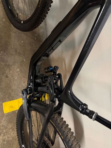 Gebrauchtes Giant Reign Advanced Pro 1 2023 2023 Mountainbike, Schwarz, 29 — Bild 18 von 26