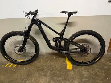 Gebrauchtes Giant Reign Advanced Pro 1 2023 2023 Mountainbike, Schwarz, 29 — Bild 2 von 26