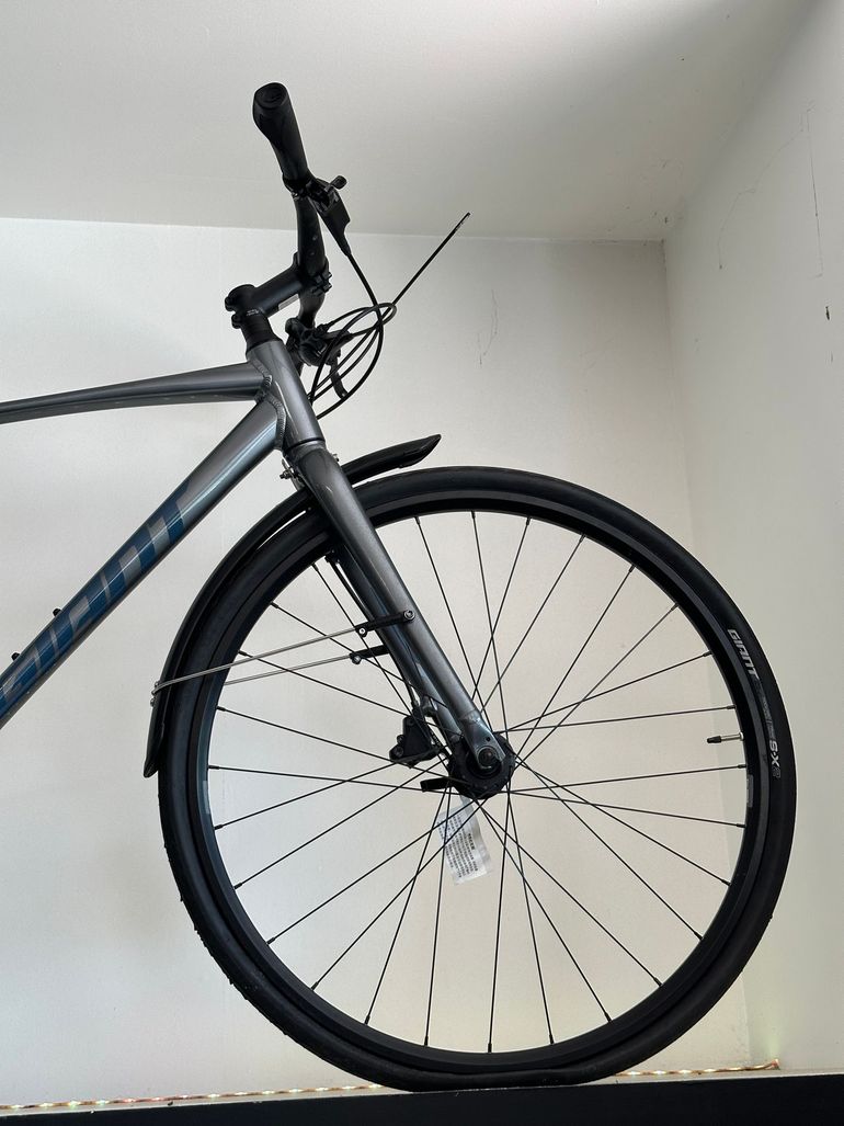 Brugt Giant Escape City Disc 2 2025 2025 Urban — billede 4 af 5
