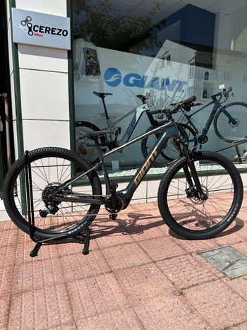 Used Giant Talon Shimano CUES 2026 Mountainbike, Green — image 8 of 14