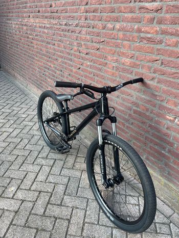 Used Canyon STCHD 360 2025 2025 Mountainbike, Black, 26 — image 3 of 7